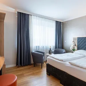 3* Ξενοδοχείο Plaza Rieker Hauptbahnhof